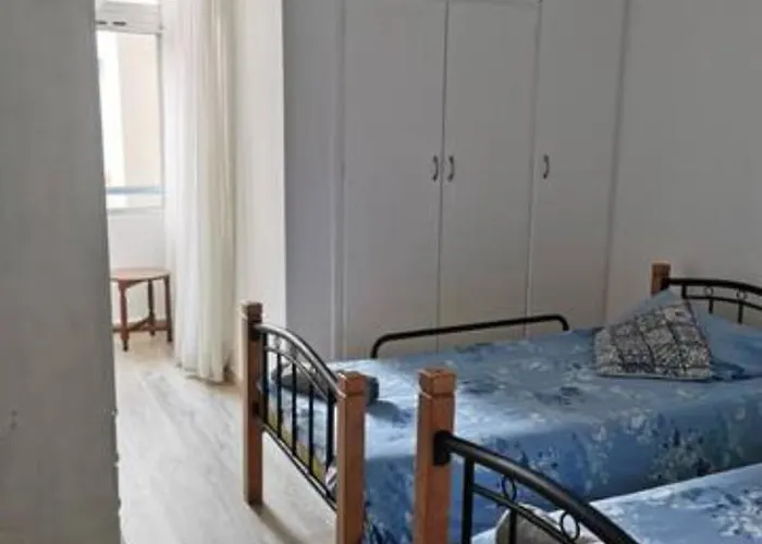 Lägenhet Marina View Larnaca